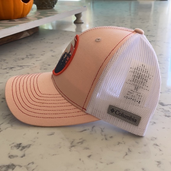 Ladies Columbia trucker hat. Beautiful sunset design, gorgeous color! NWOT - Picture 3 of 4